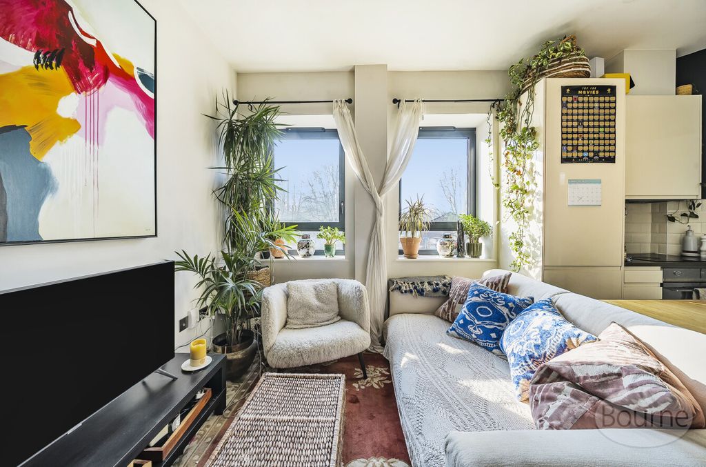 Property photo 2 of 17 53Fd928A-26c5-404...