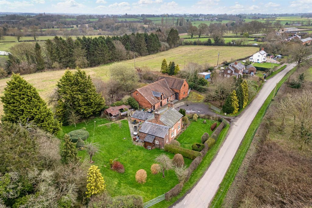 Property photo 2 of 29 Aerial Aspect