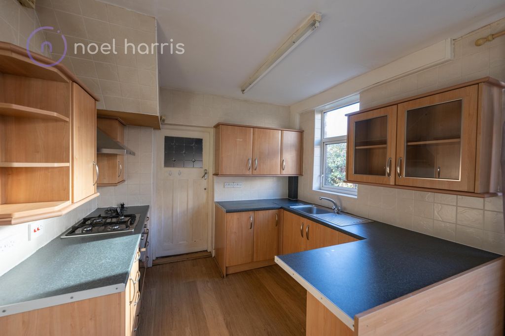 Property photo 3 of 19 Photo 3