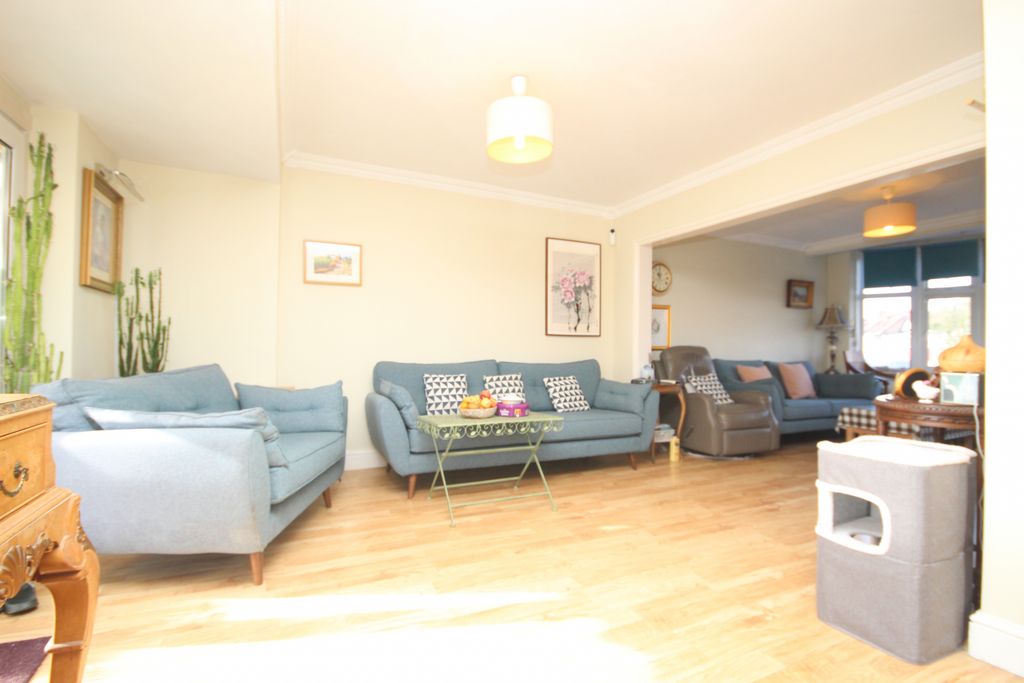 Property photo 3 of 14 Gallery