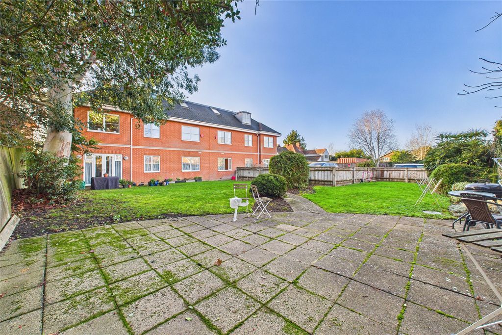 Property photo 1 of 9 Picture No. 10