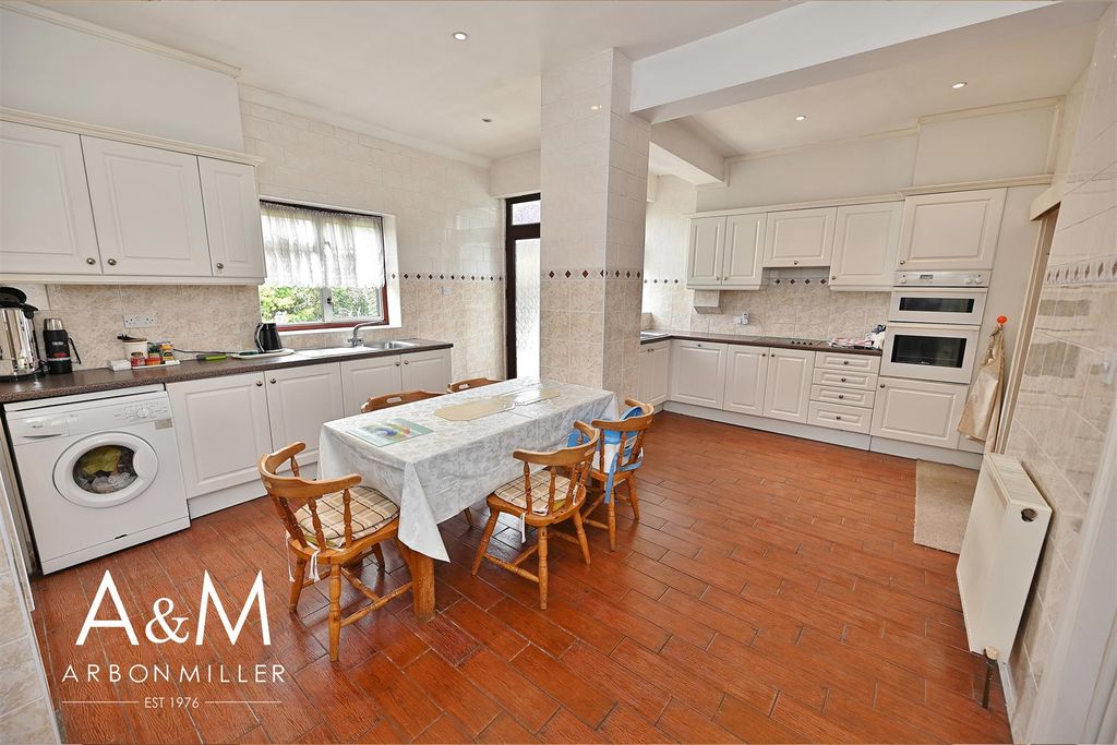 Property photo 2 of 27 10.Jpg