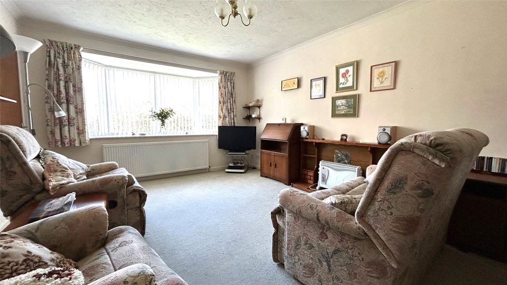 Property photo 3 of 13 Picture No. 35