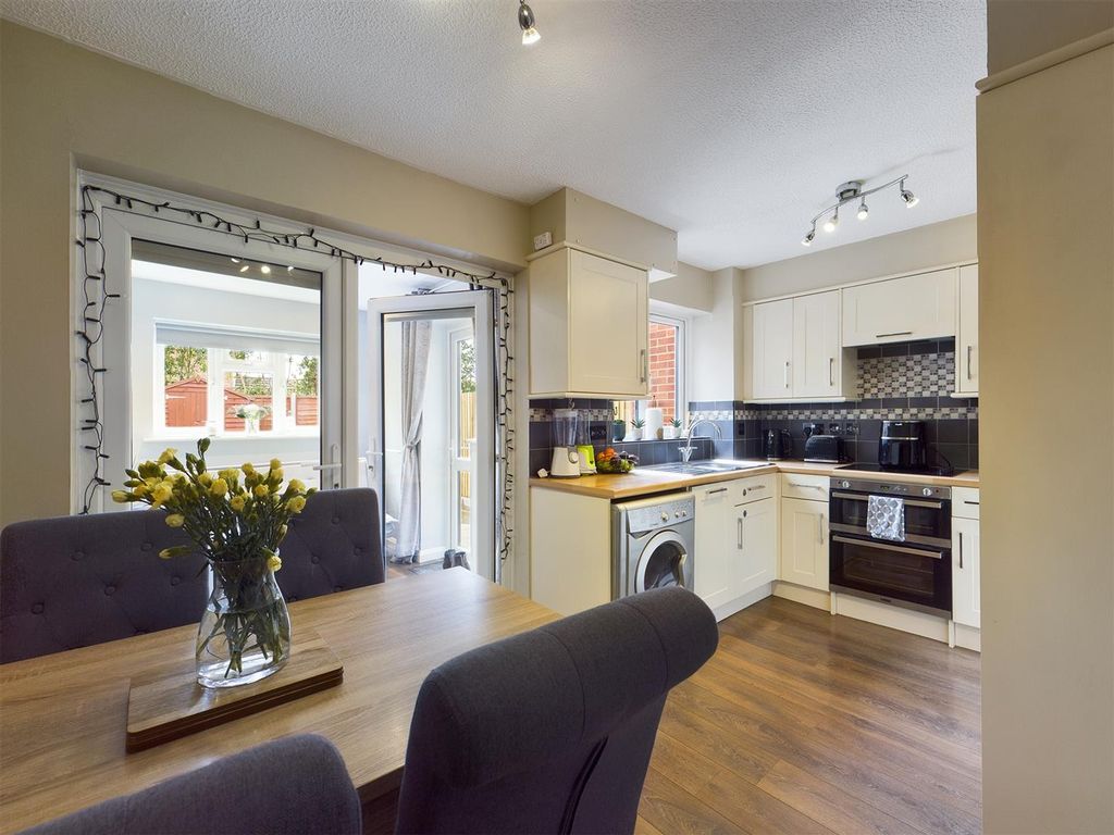 Property photo 2 of 15 Cam00318P1-Pr0447-Still05.Jpg