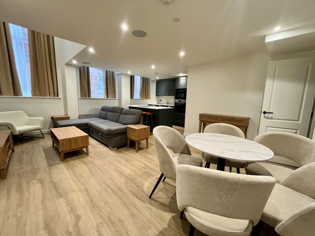 Property photo 2 of 9 Image