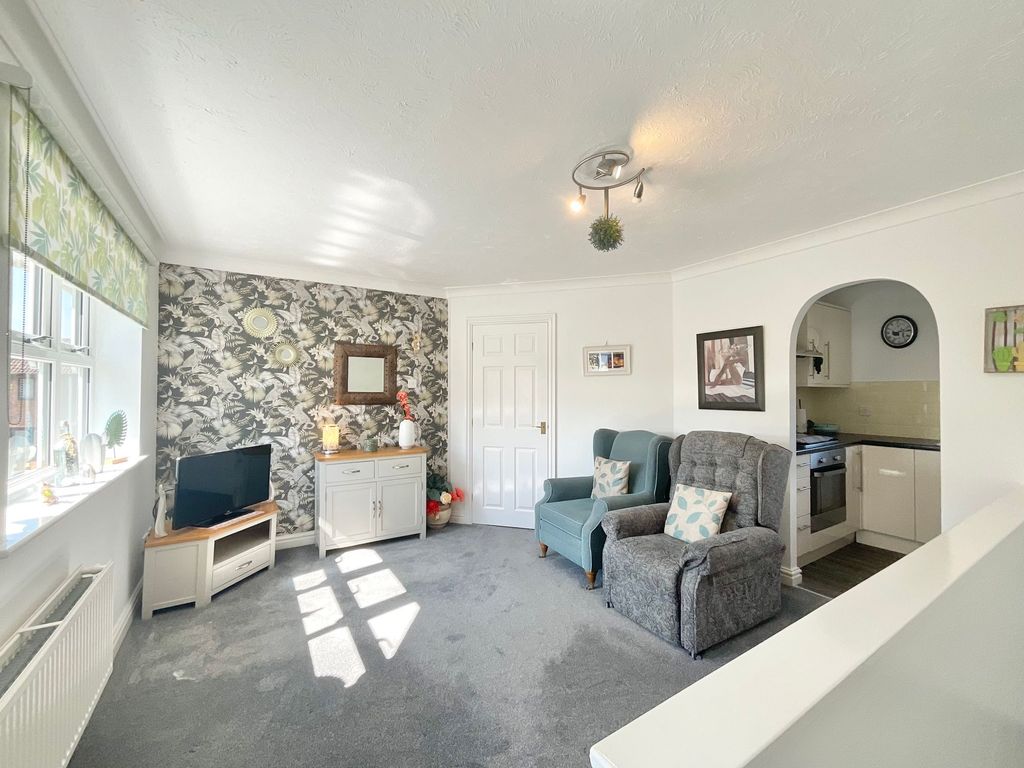 Property photo 1 of 8