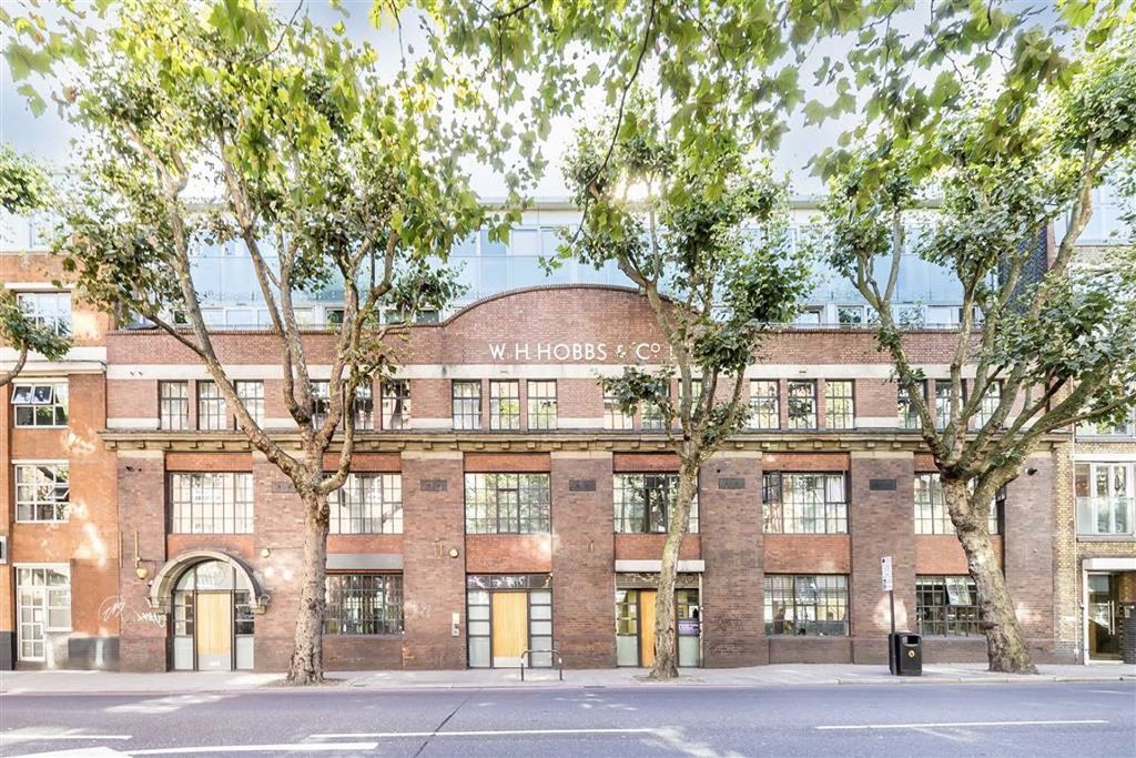 Property photo 1 of 6