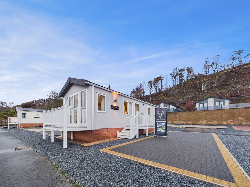 Property photo 1 of 16 Front