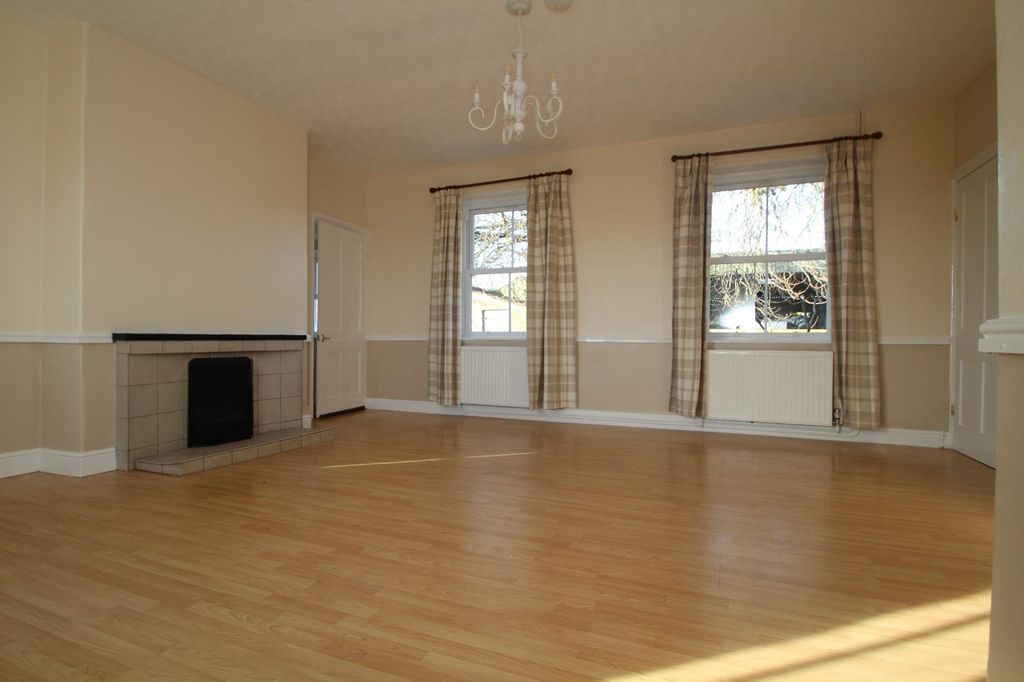 Property photo 2 of 12 0 General