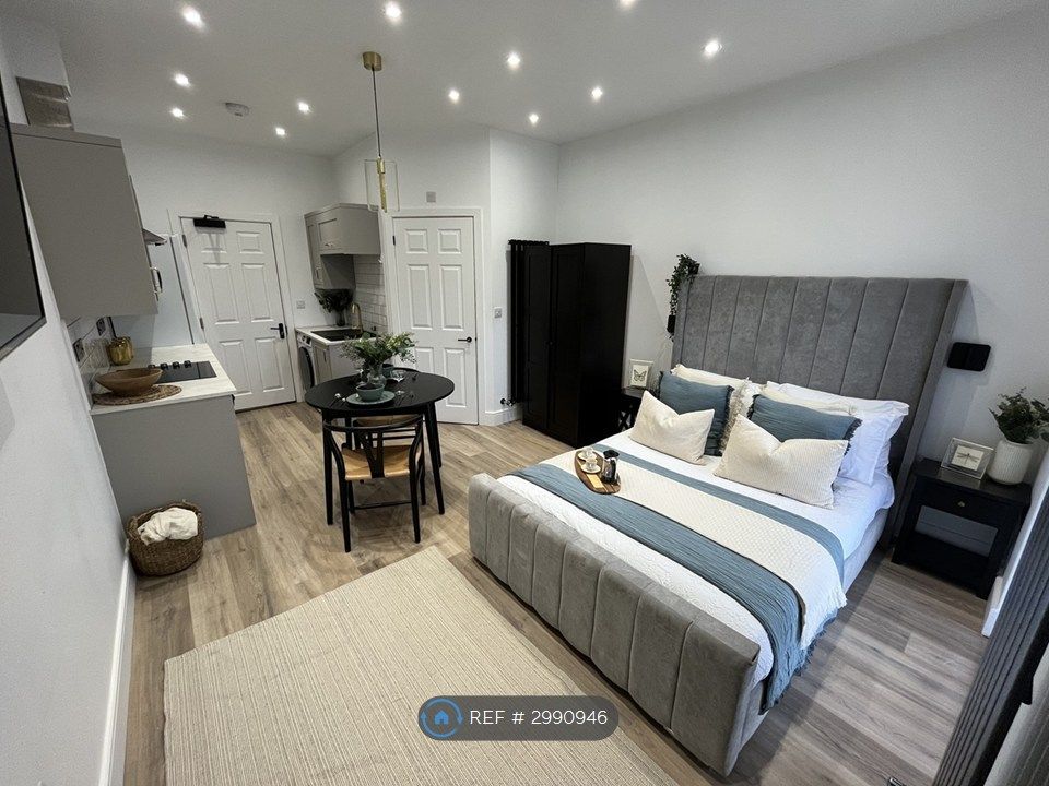 Property photo 1 of 7 Studio 3