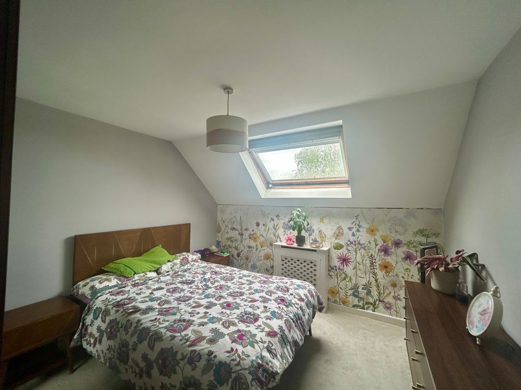 Property photo 1 of 11 Image