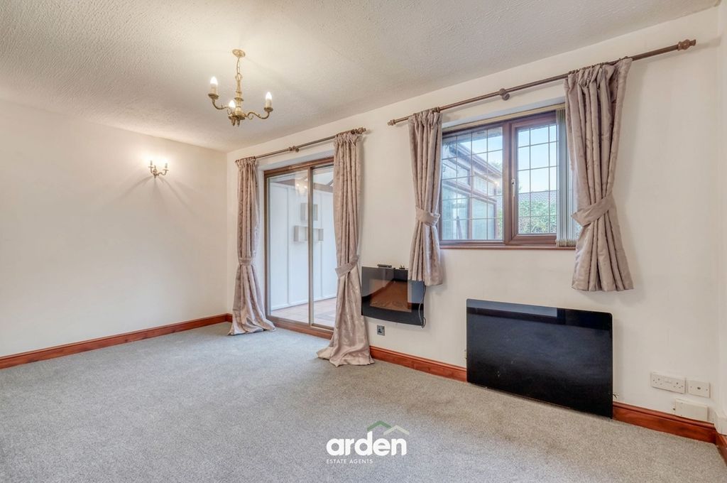 Property photo 3 of 16