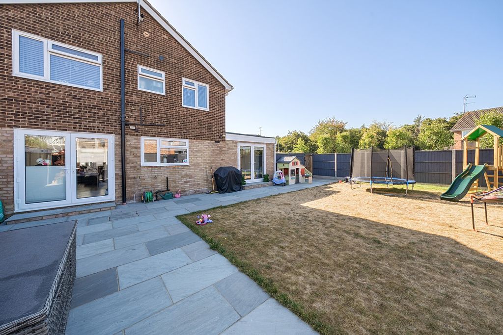 Property photo 3 of 22 1502753-12-6A7d88...