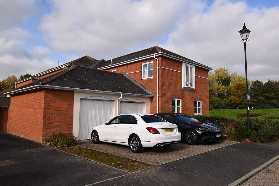 Property photo 3 of 14