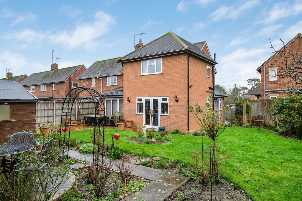 Property photo 1 of 31