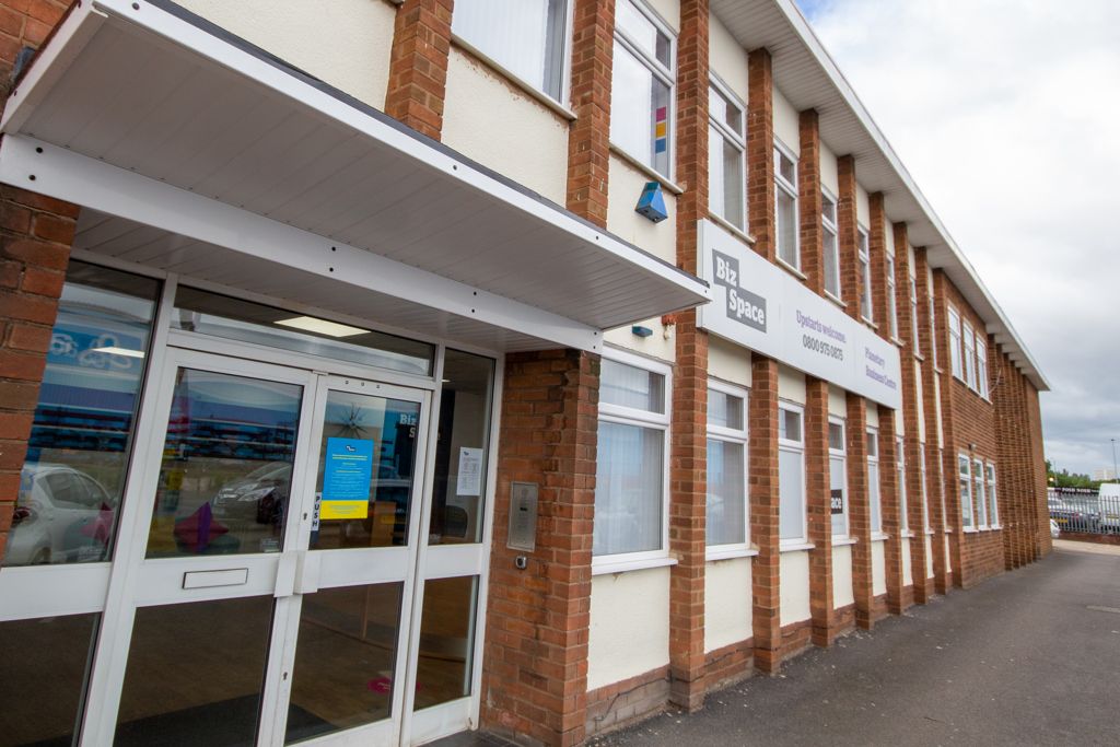 Property photo 2 of 8 Photo 1