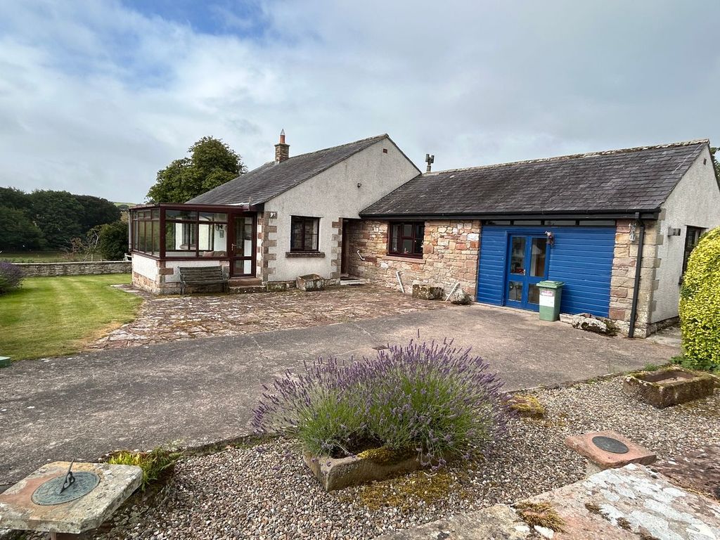 Property photo 1 of 1
