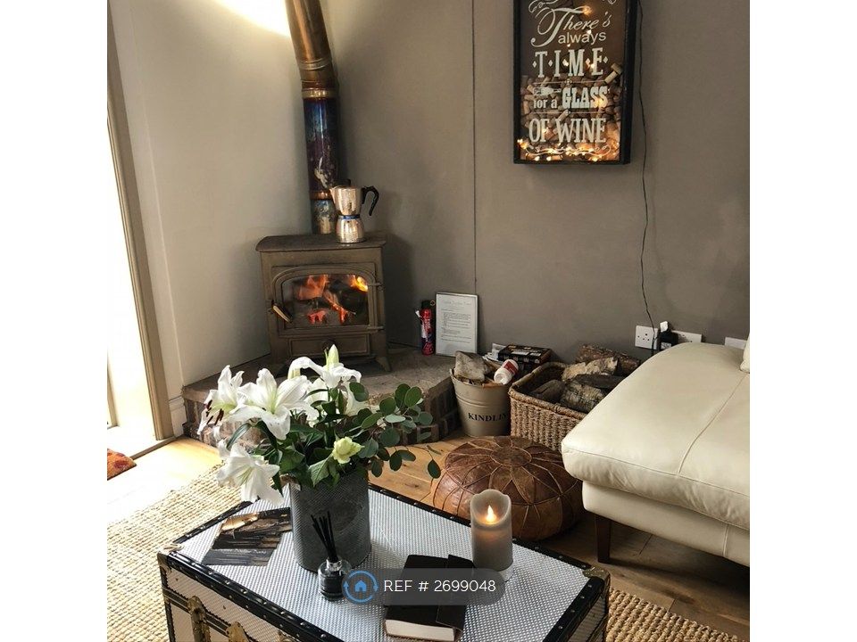 Property photo 3 of 21 Log Burner