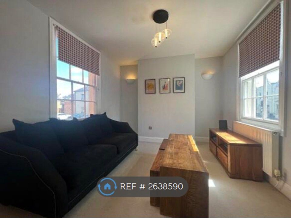 Property photo 1 of 8