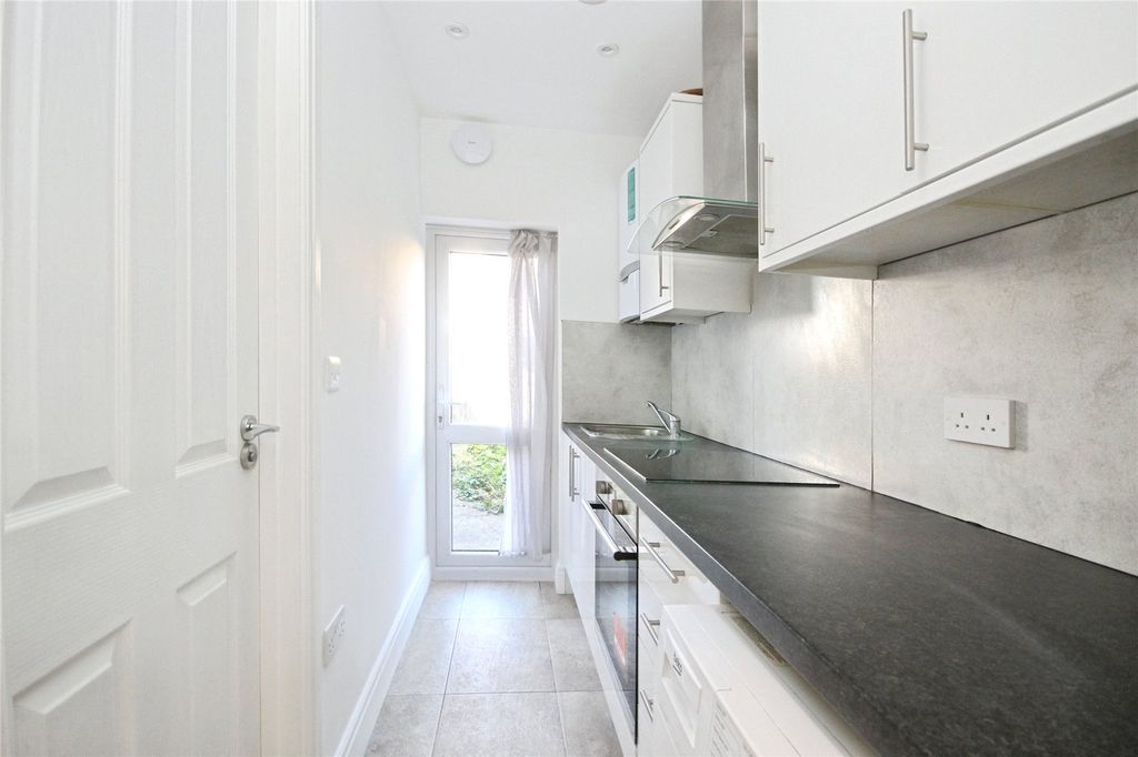 Property photo 2 of 16 Kitchen