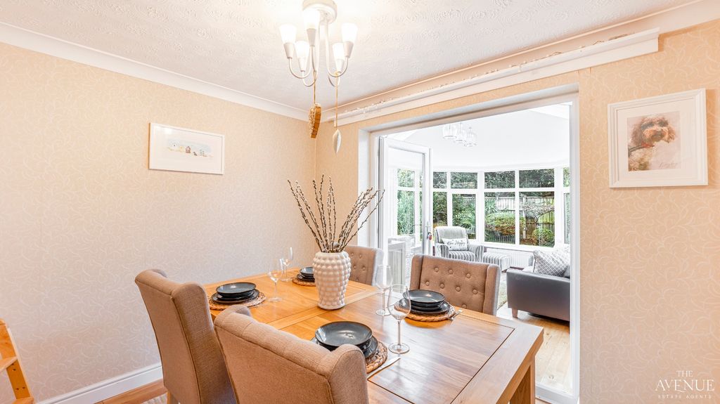 Property photo 3 of 32 4597307