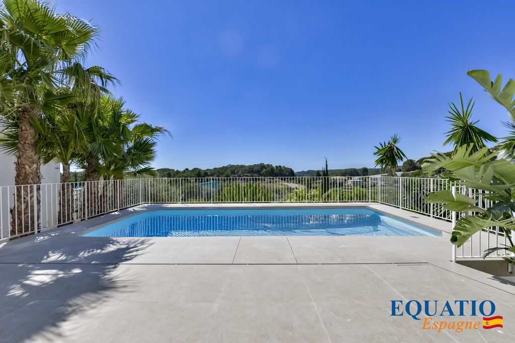 Property photo 3 of 30