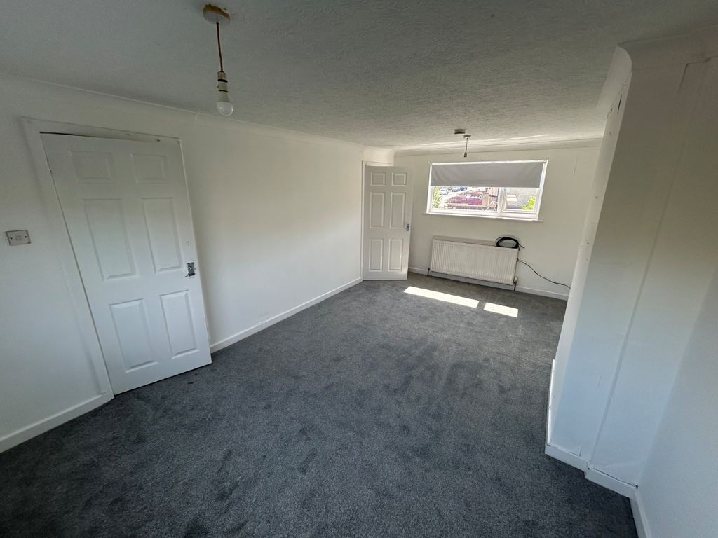 Property photo 3 of 16 Picture No. 03