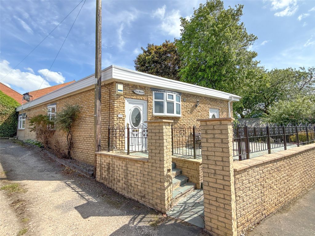Property photo 2 of 28 External