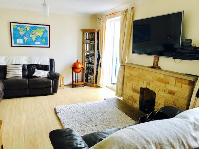 Property photo 3 of 12