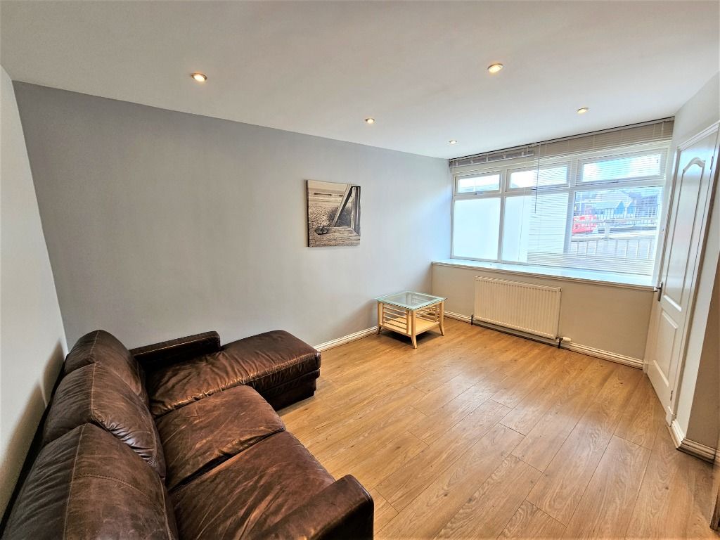 Property photo 2 of 12 Photo 2