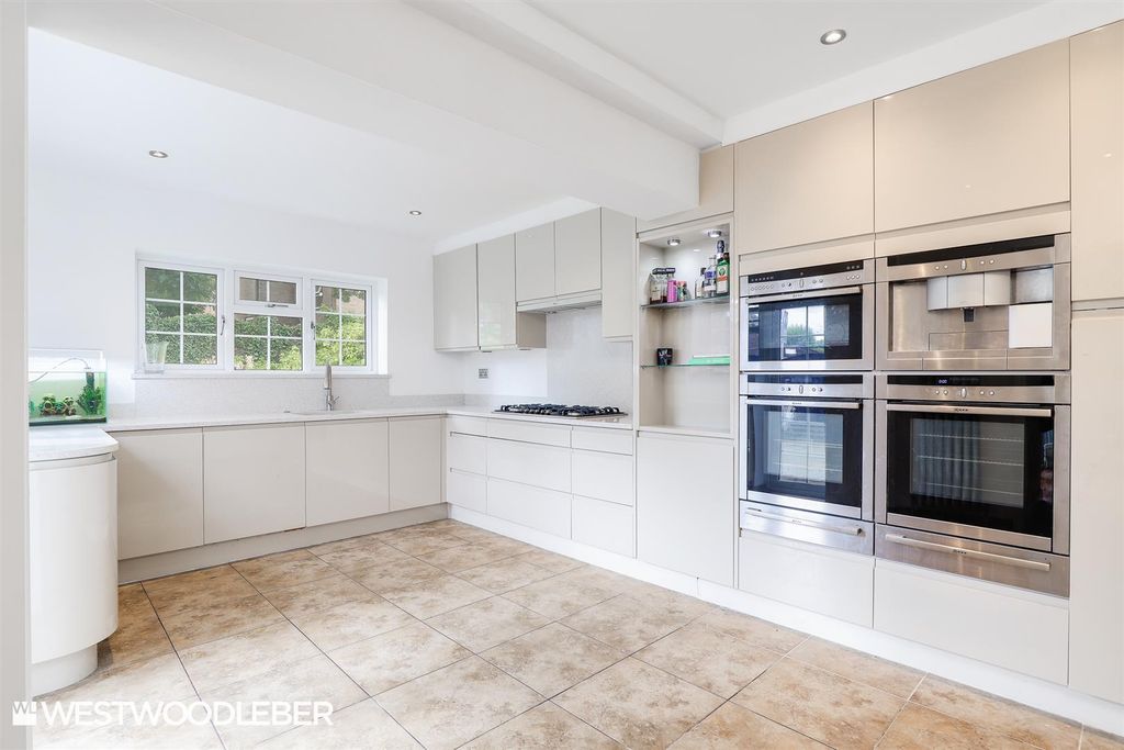 Property photo 2 of 24 Internal_1.Jpg