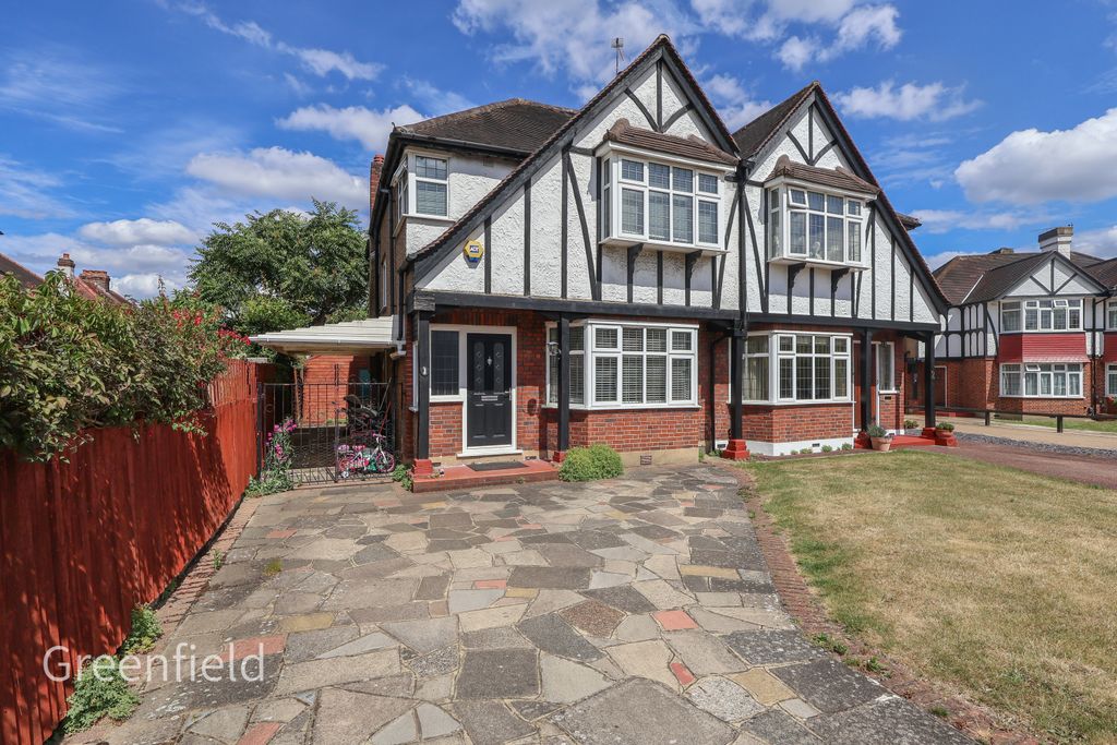 Property photo 1 of 12