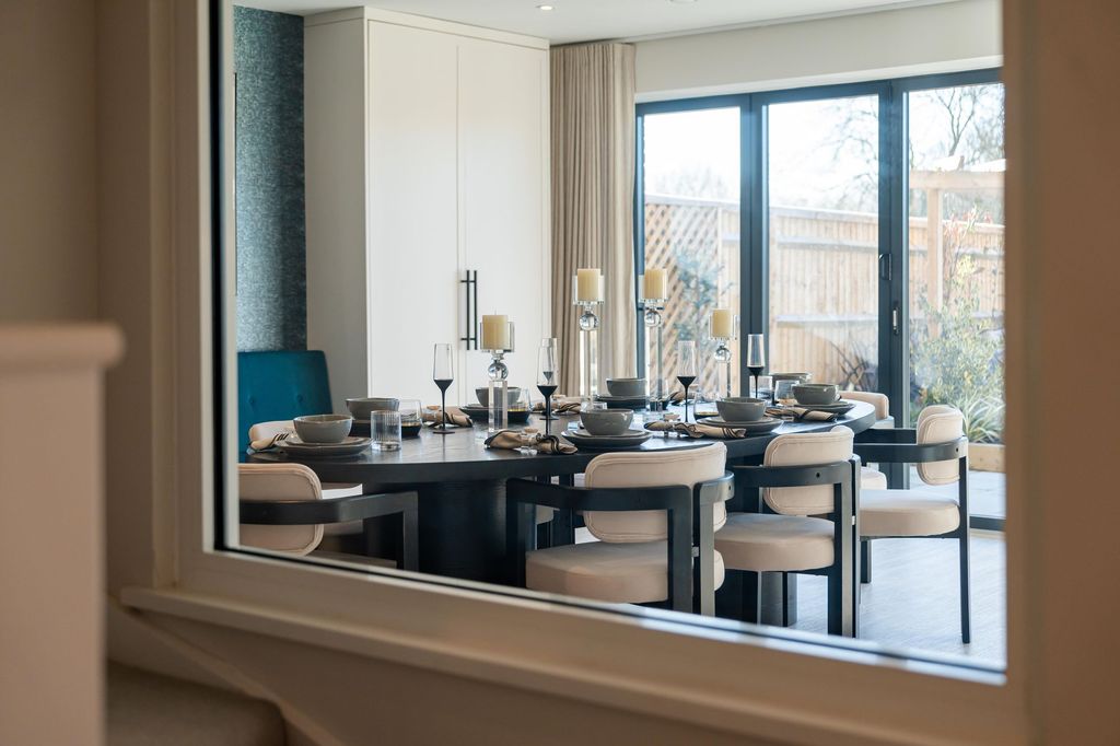 Property photo 2 of 25