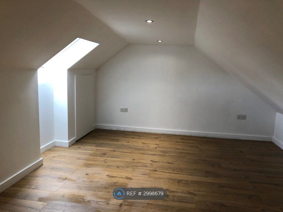 Property photo 3 of 8 Converted Attic