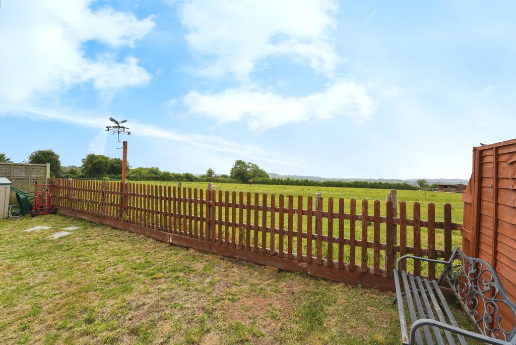 Property photo 1 of 17 Photo