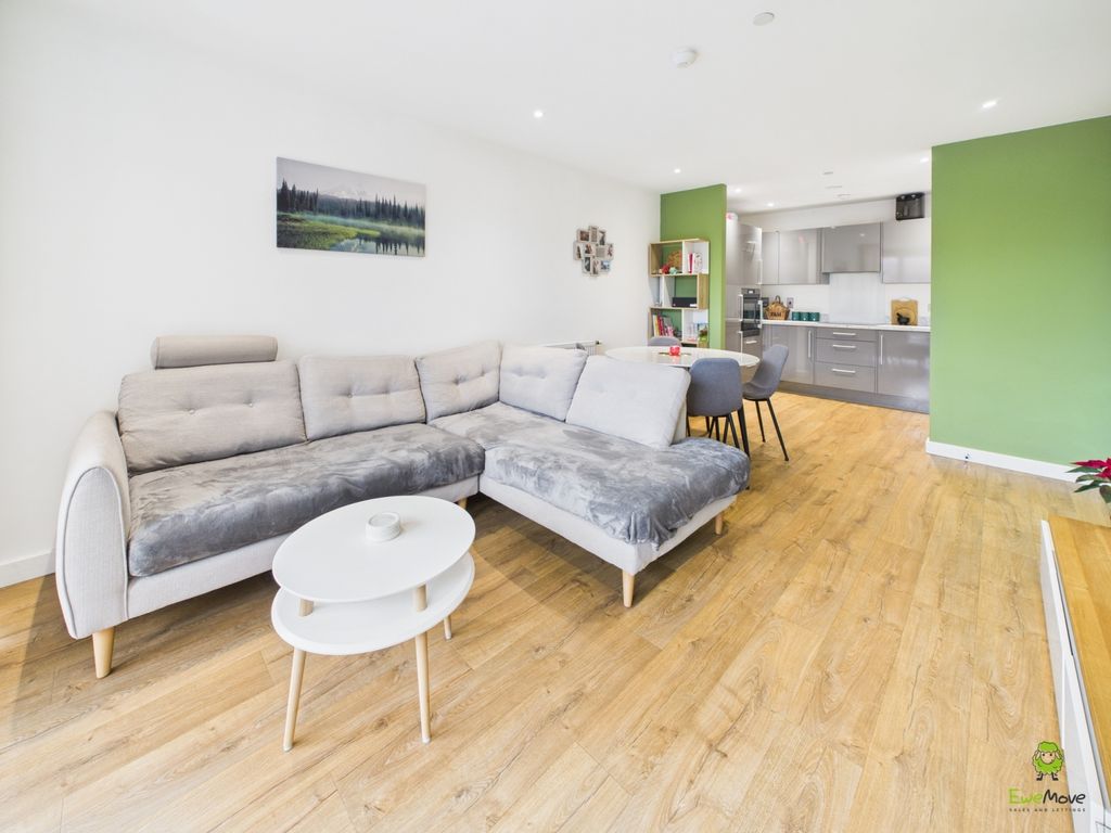 Property photo 3 of 22 Presented By Clinton At Ewemove Bexleyheath And D