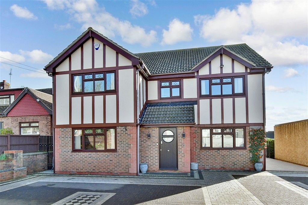 Property photo 3 of 20 External (Web)