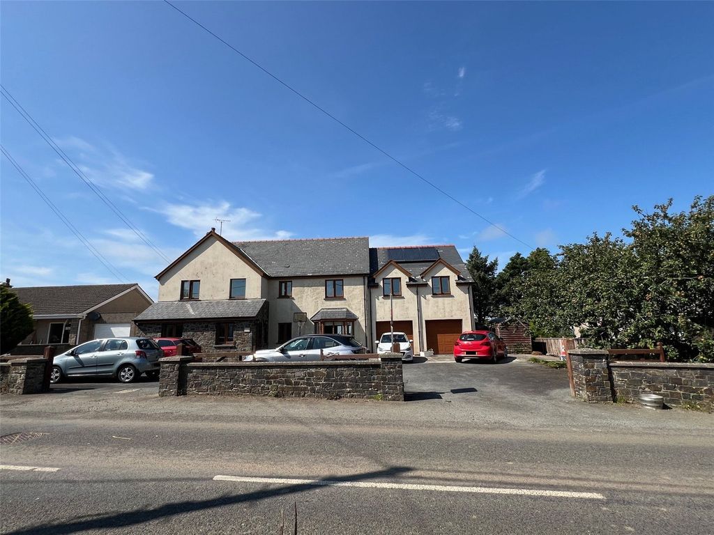 Property photo 3 of 42 Picture No. 08