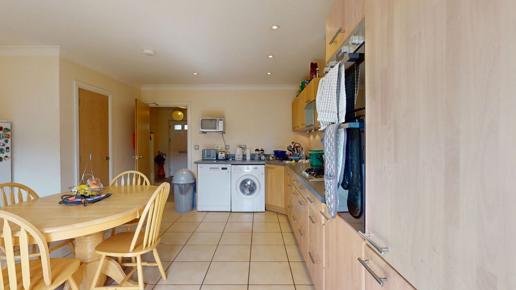 Property photo 3 of 19 Kitchen- Angle 2