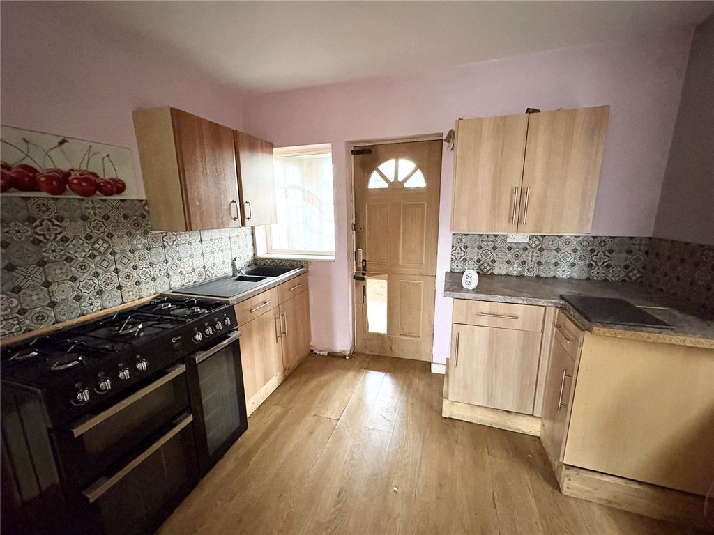 Property photo 2 of 12 Picture No. 07