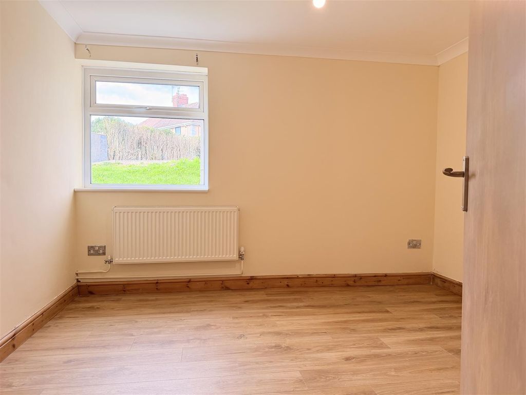 Property photo 3 of 12 Img_4675.Jpg