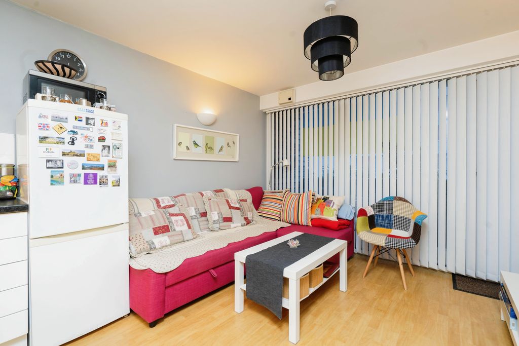 Property photo 3 of 12 6Abe2F15-A853-Ed11-9