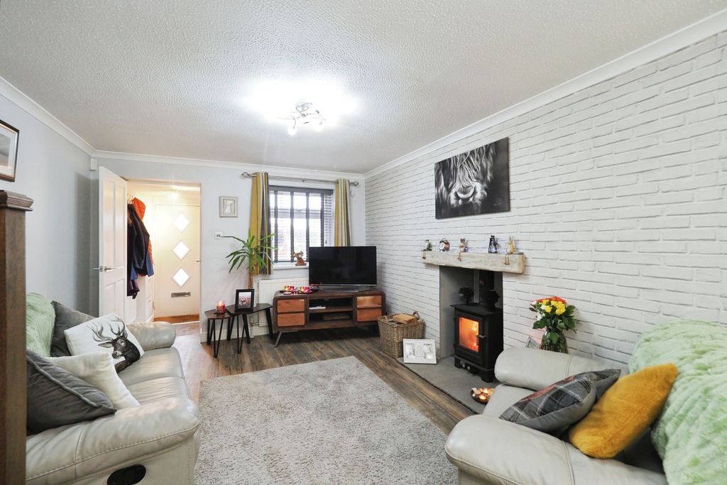 Property photo 3 of 22 Img_4649