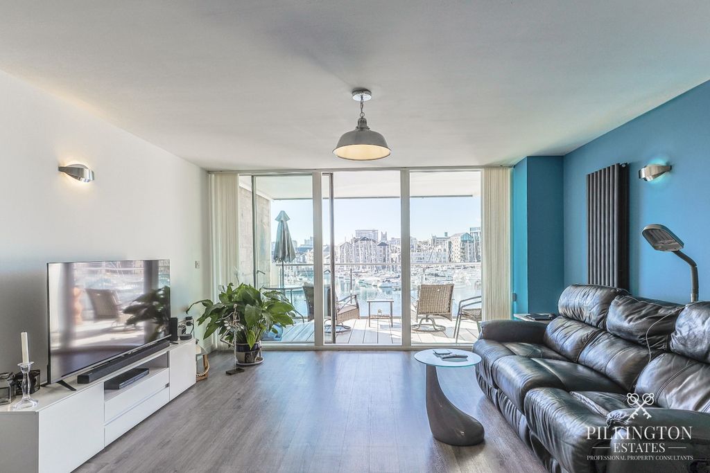 Property photo 3 of 16 5531134