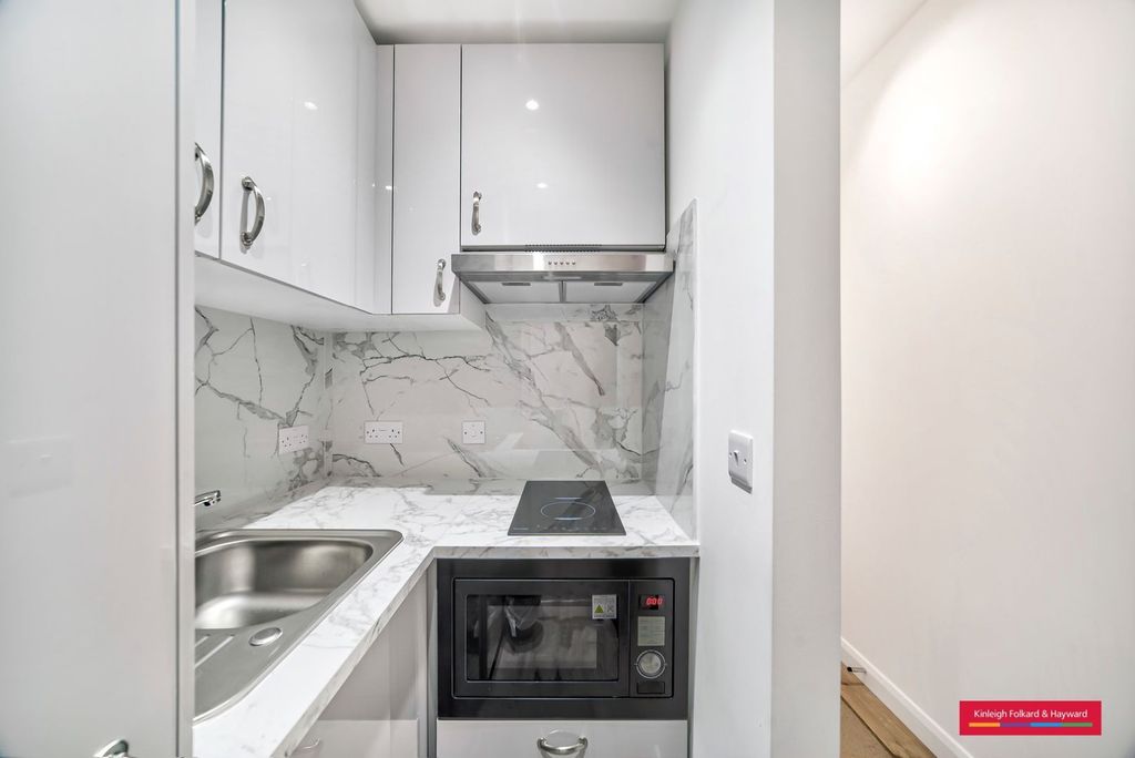 Property photo 2 of 11 Picture No. 03