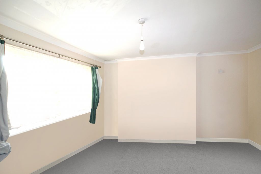 Property photo 2 of 4 Gallery