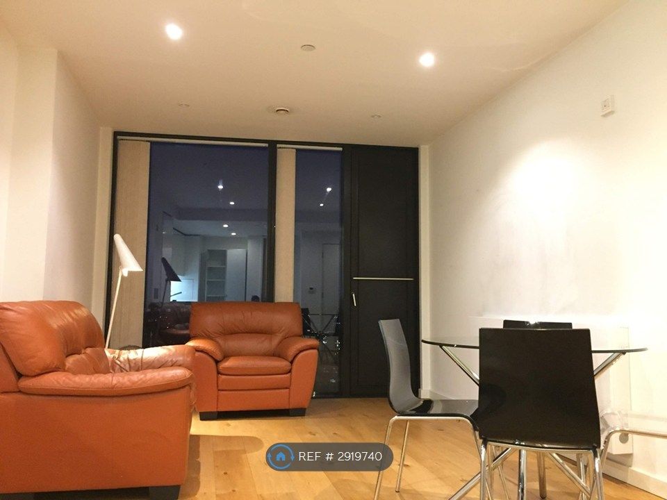 Property photo 2 of 12 Living Room