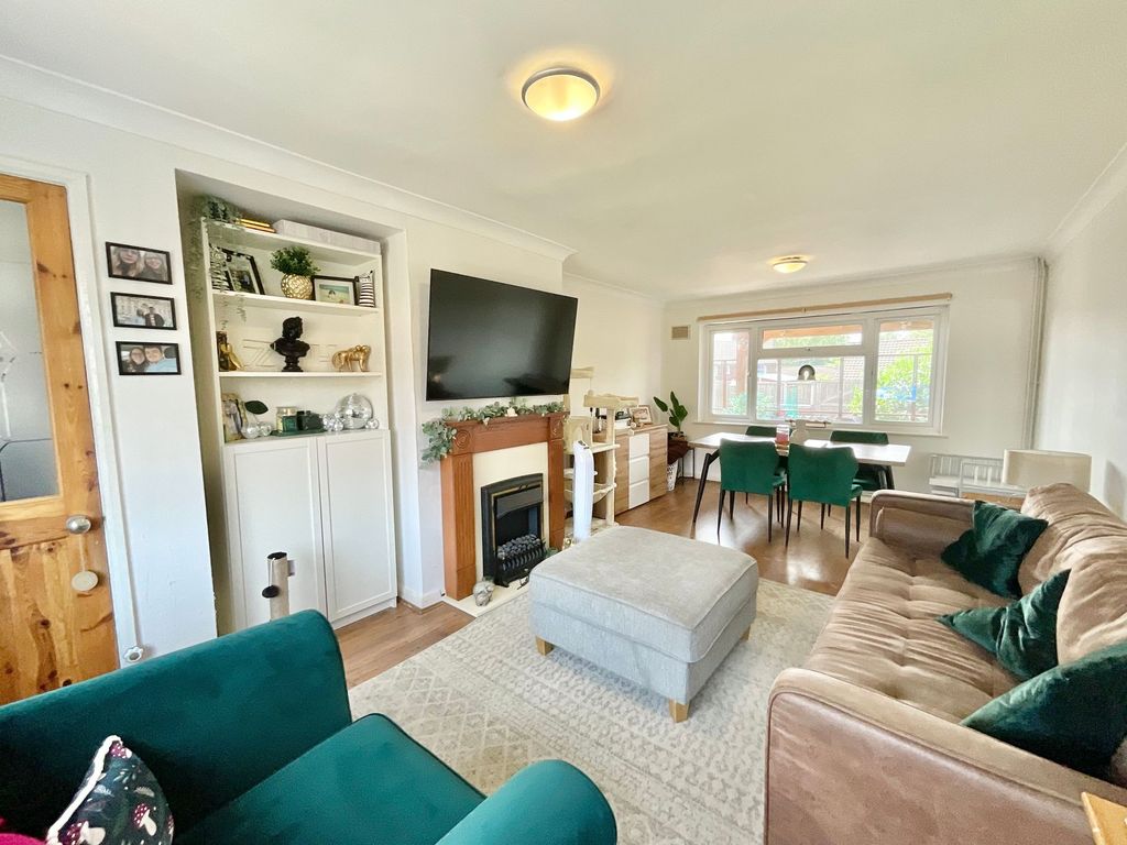 Property photo 1 of 22