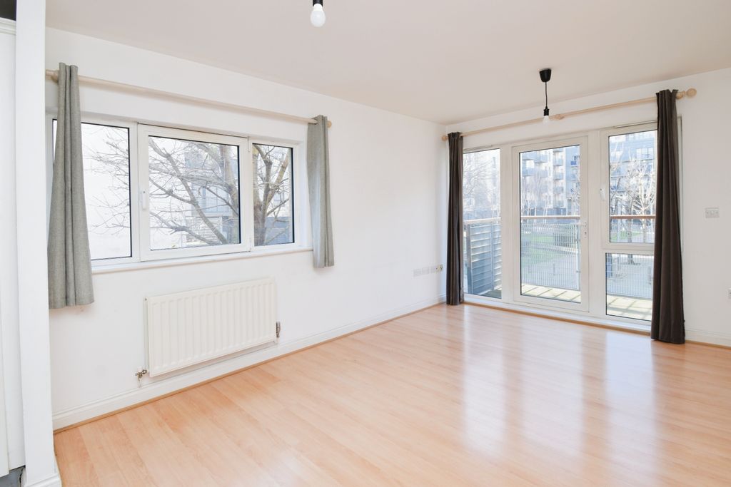 Property photo 1 of 17 Photography
