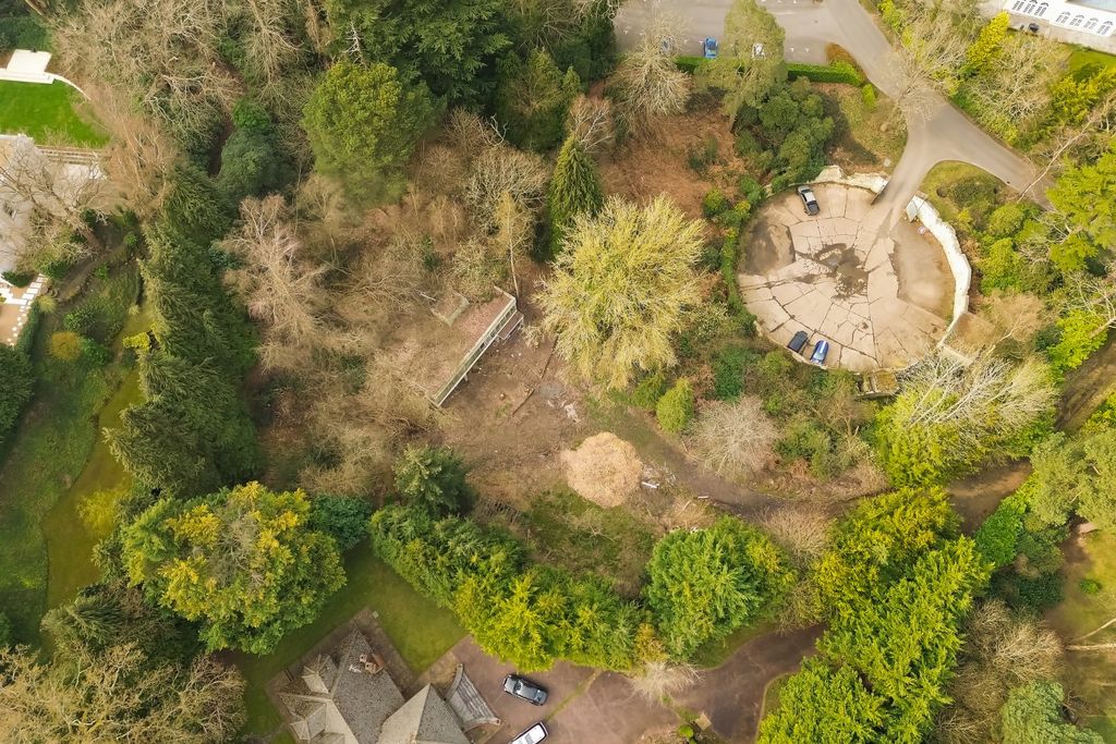 Property photo 2 of 4 Development Plot